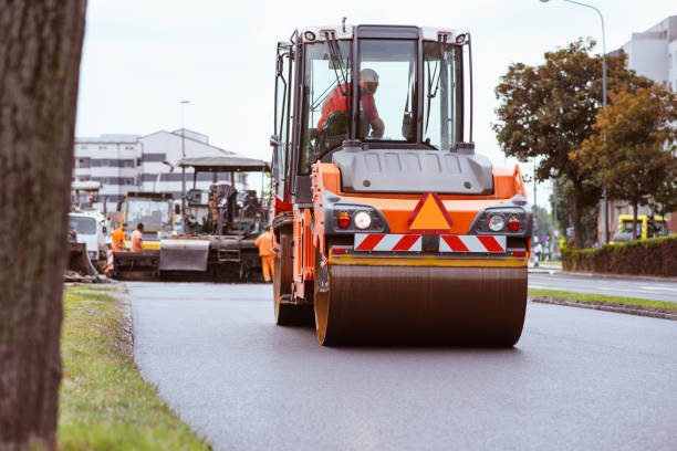 Best Asphalt Driveway Paving in Northbrook, OH